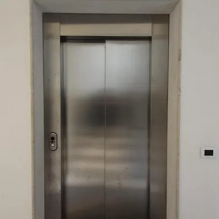 Martucci בית הארחה טראפאני